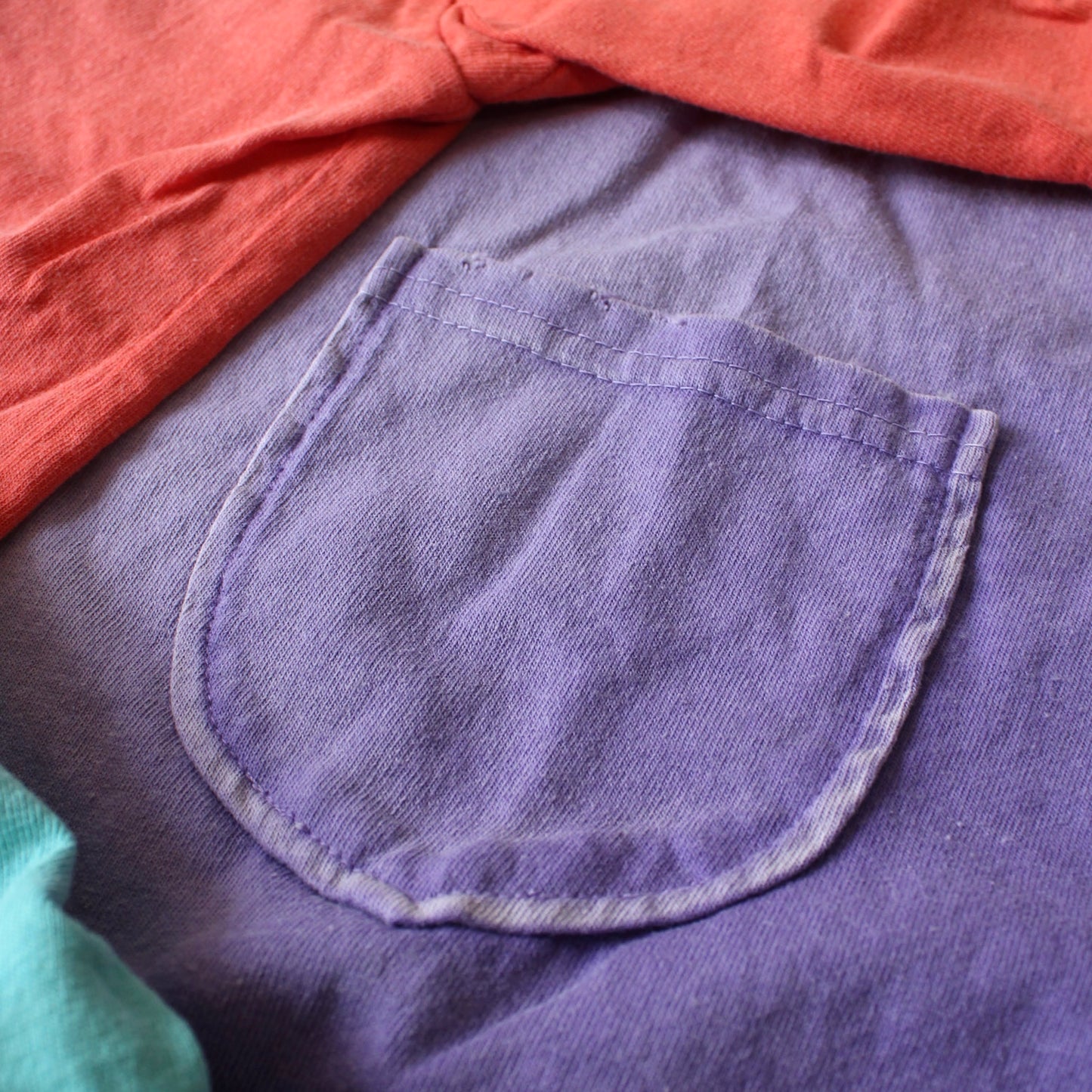 RIDING HIGH TOKYO - 
USA JERSEY SUN FADE POCKET TEE