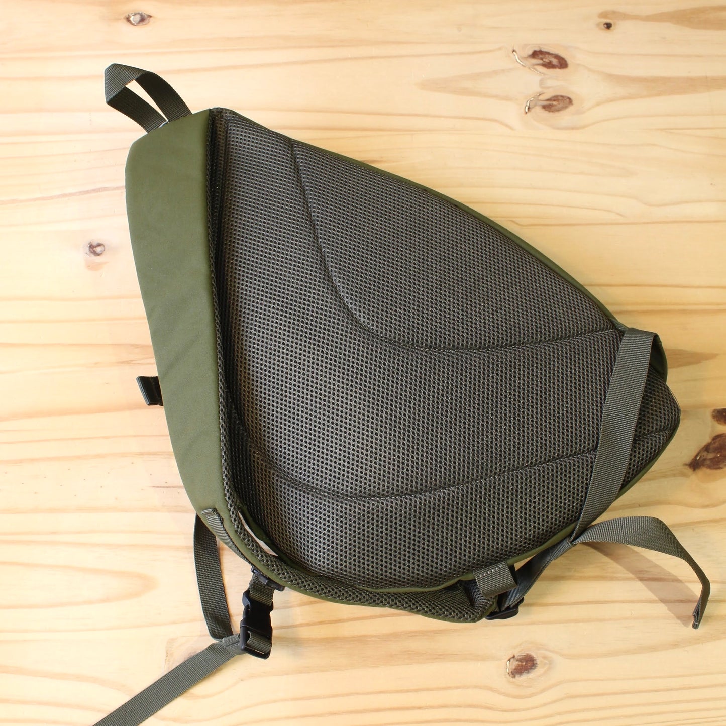 GRAMICCI -
CORDURA SLING BAG