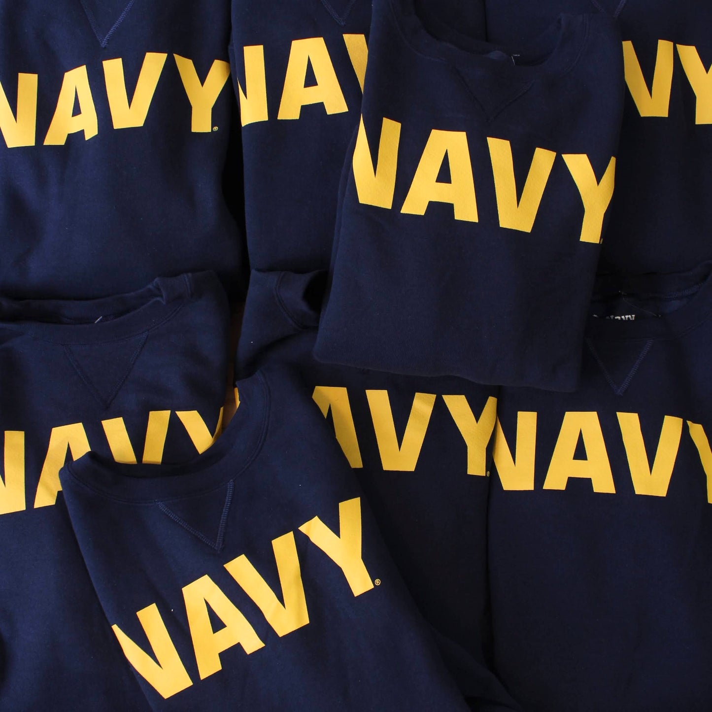 MILITARY DEADSTOCK COLLECTION - 
U.S NAVY SWEATSHIRT