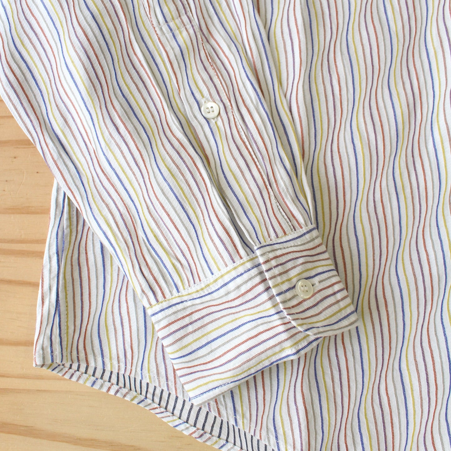 HATSKI - 
YOROKE STRIPE B.D SHIRT