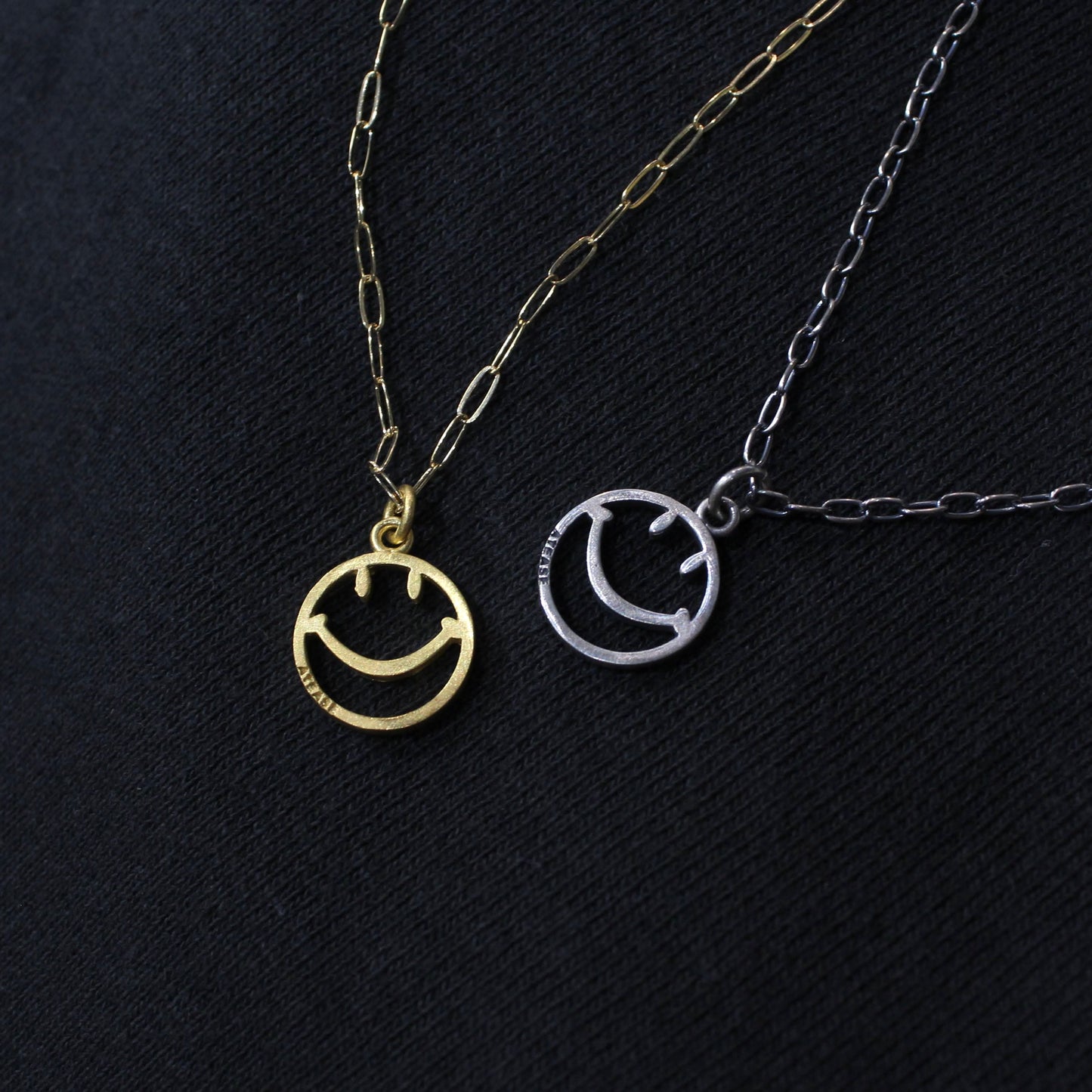Atease - SMILE OPEN WORK NECKLACE