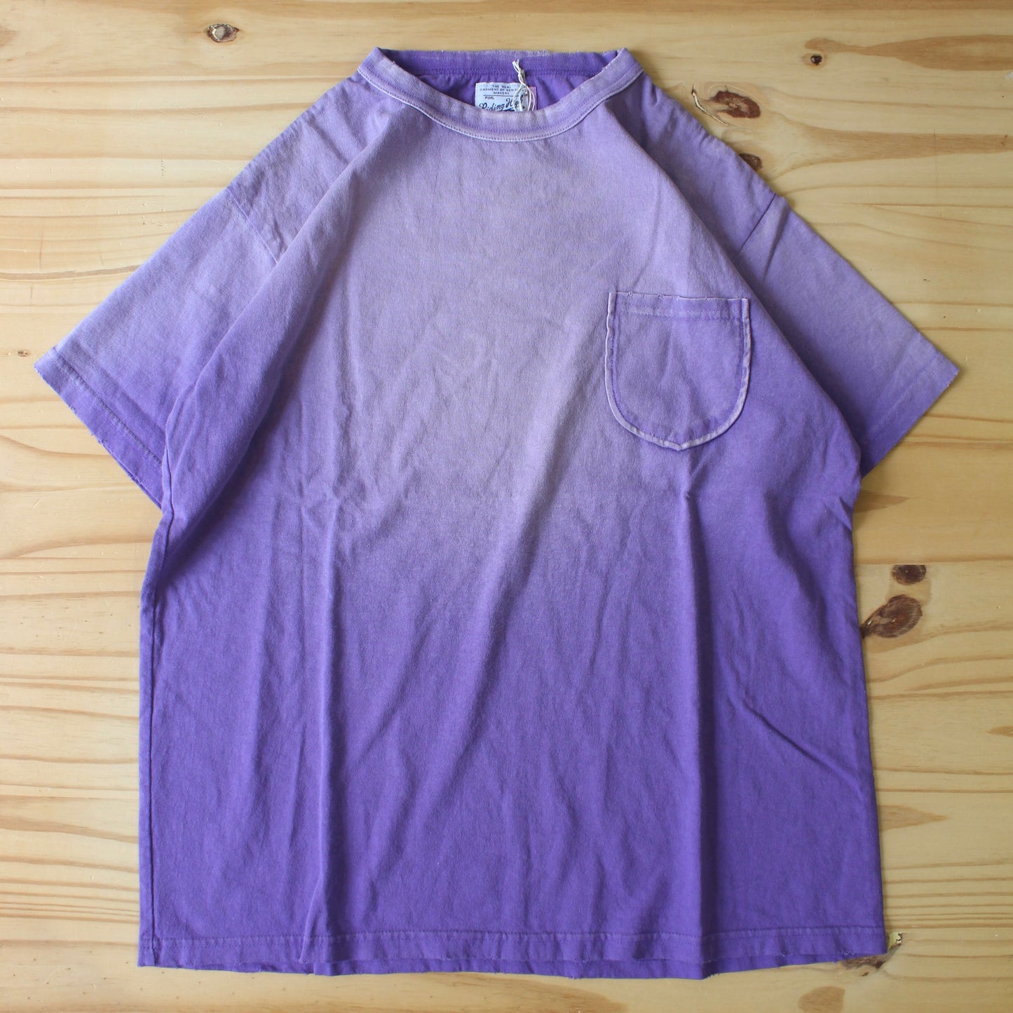 RIDING HIGH TOKYO - 
USA JERSEY SUN FADE POCKET TEE