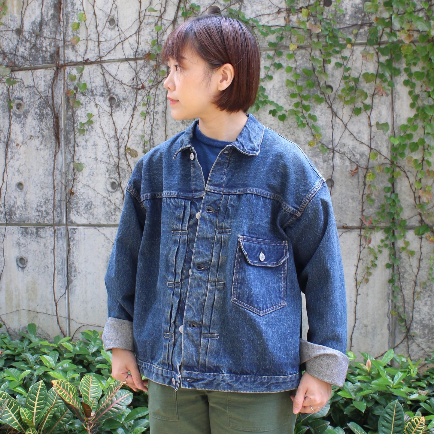 Or Slow -
 40'S PLEATED FRONT BLOUSE DENIM JACKET (VINTAGE WASH)