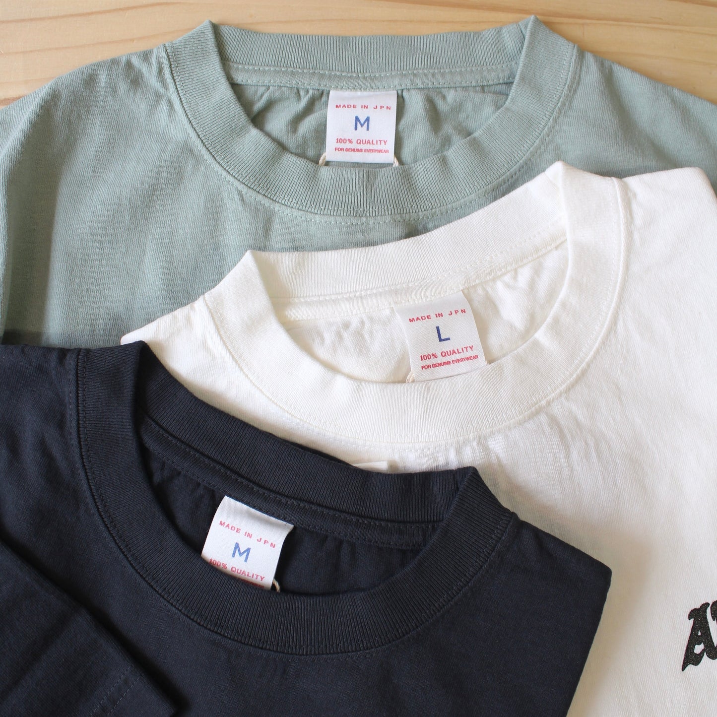 AheHee - CLASSIC LOGO HEAVYWEIGHT TEE