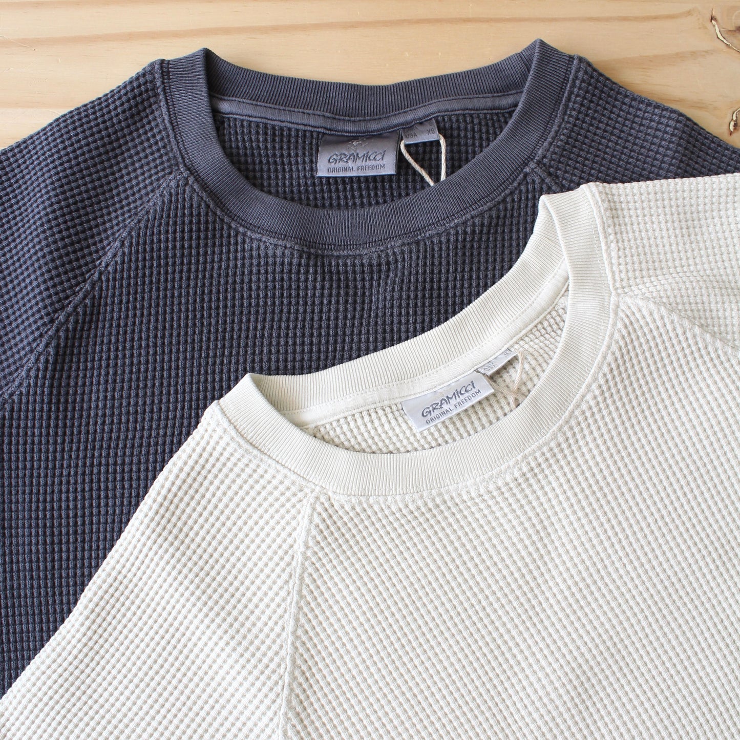 GRAMICCI -
 WAFFLE CREW SWEAT