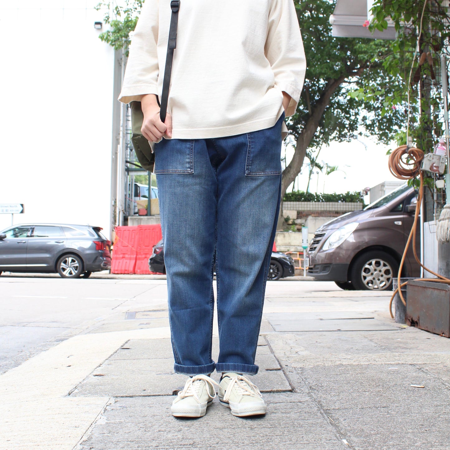 GRAMICCI - 
LOOSE TAPERED DENIM PANTS