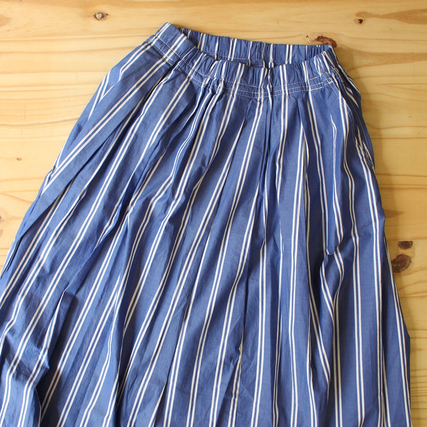 DMG -
 Stripe Board Long Skirt