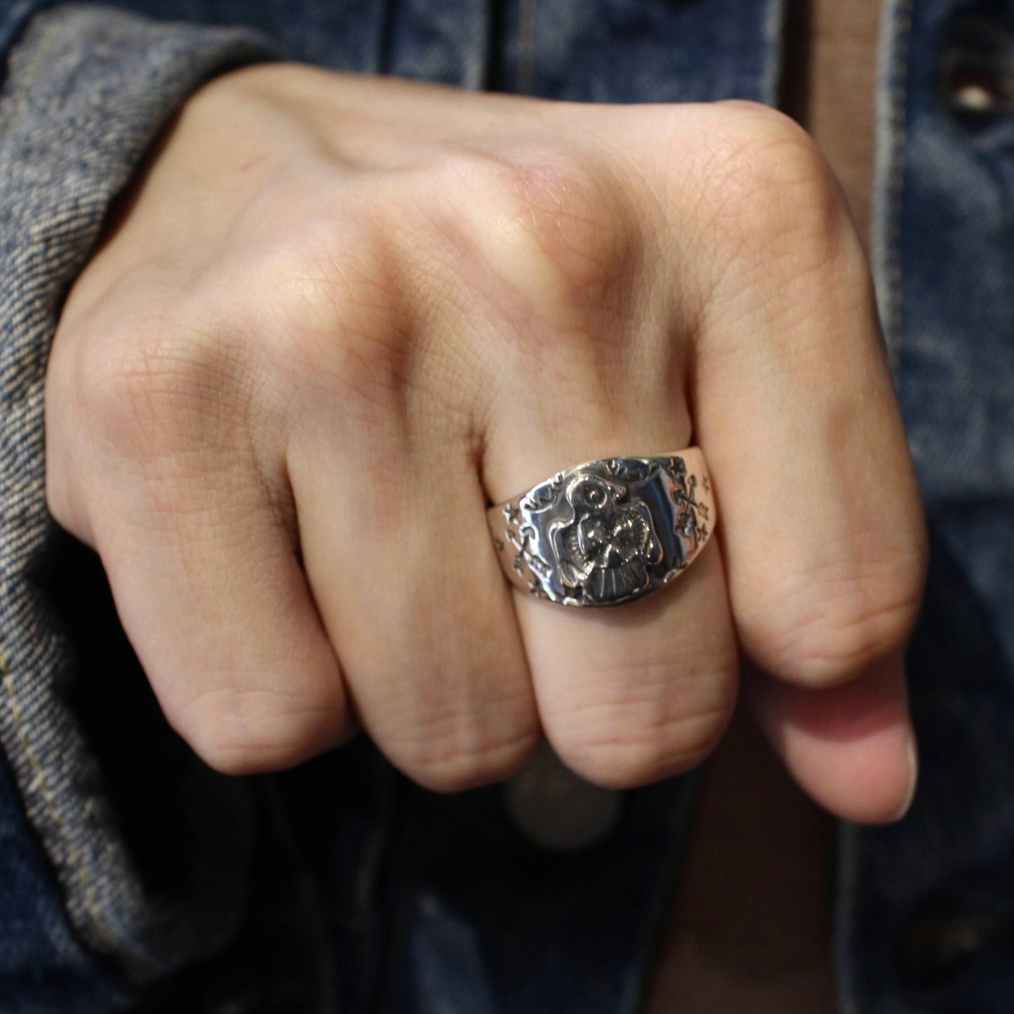 Atease -
 THUNDER BIRD RING