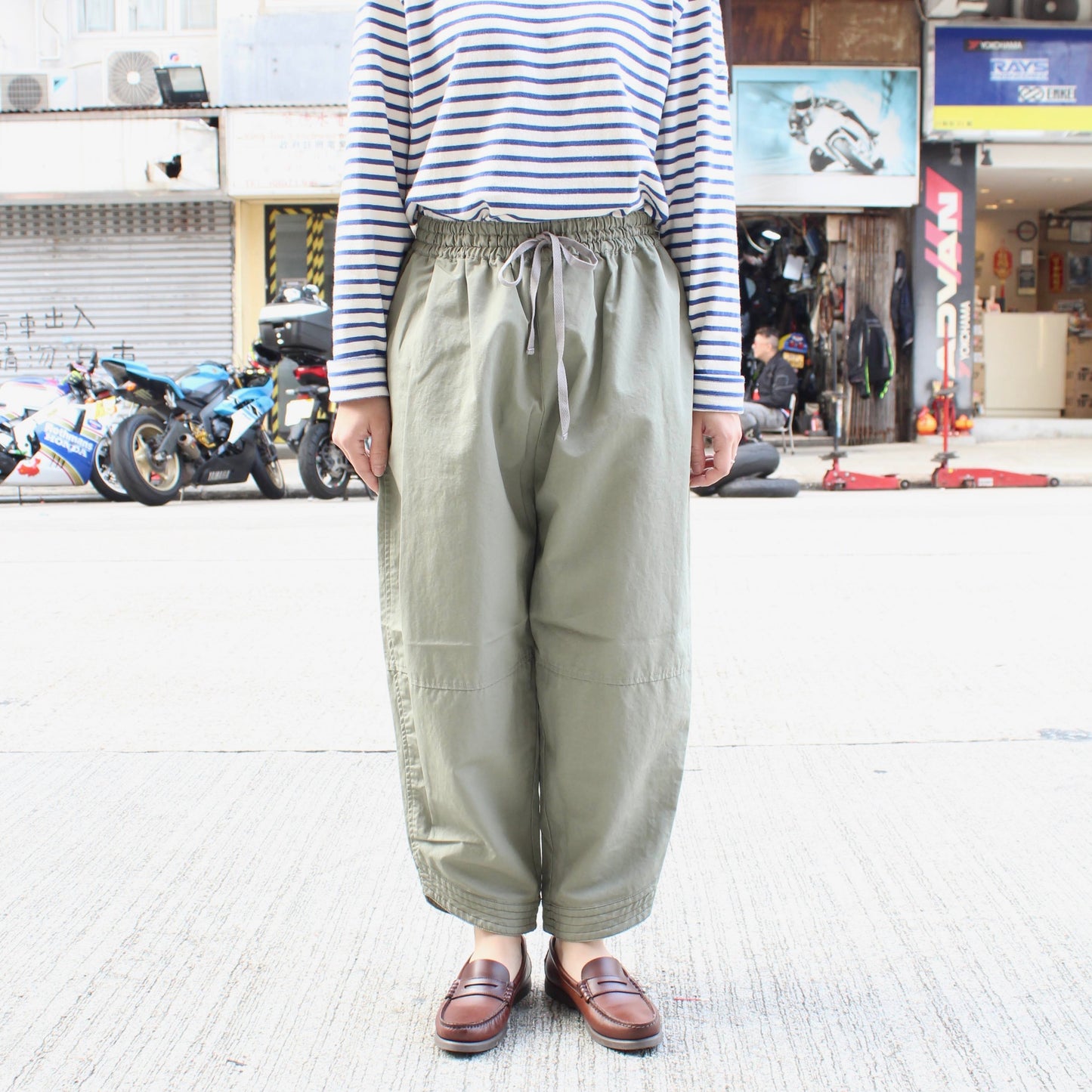 sugatakatachi - 
HEM STITCHED PANTS