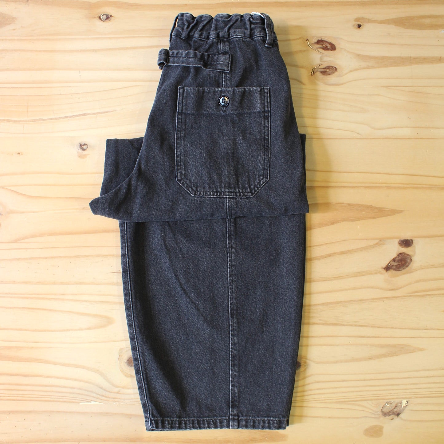 DMG -
 ALMOND VOLUME DENIM PANTS
