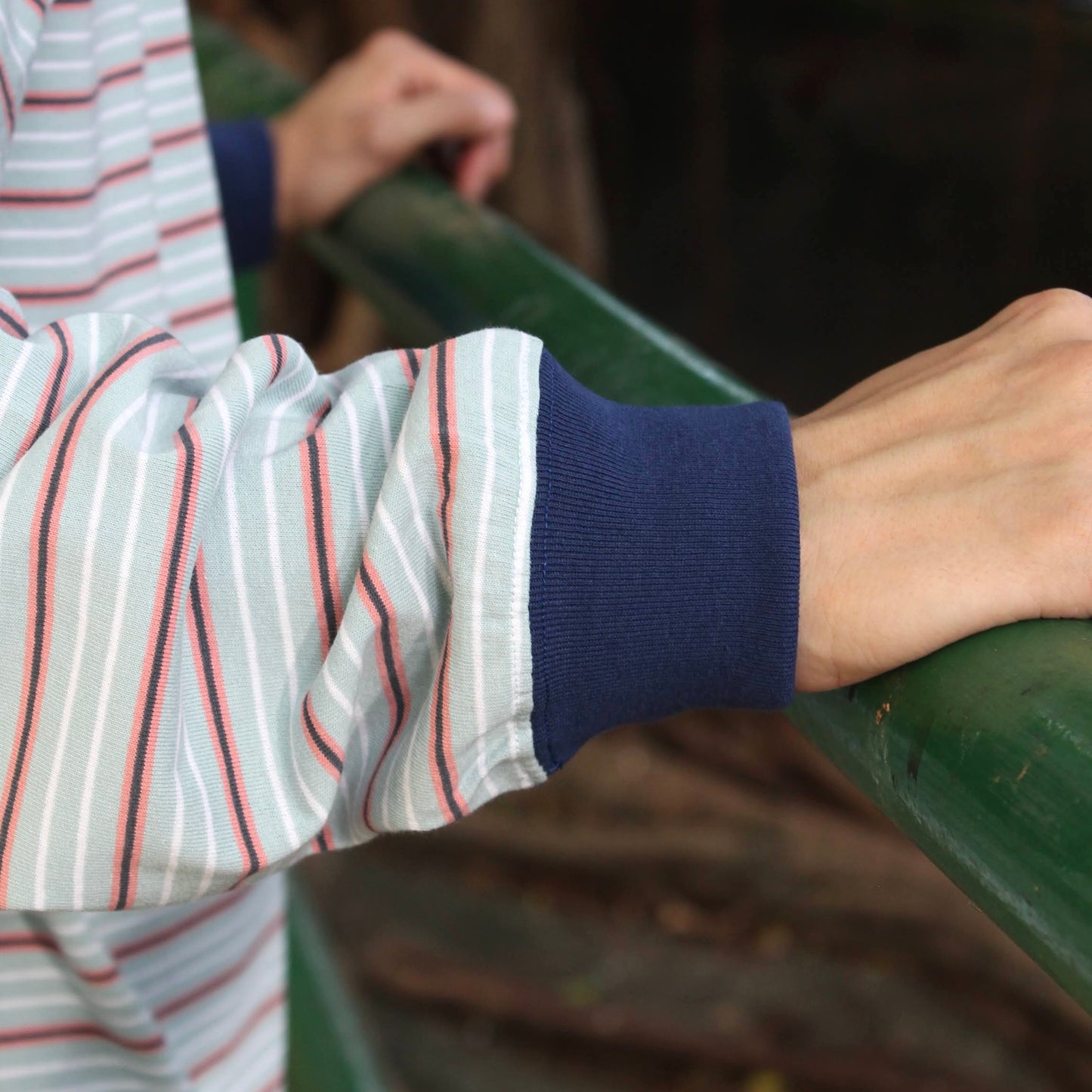 SOGLIA - 
OPEN END L/S BORDER TEE