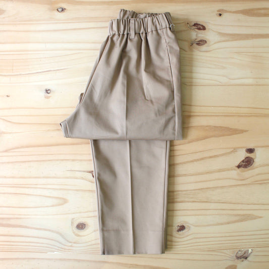 FLISTFIA - 
BELTED CHINO PANTS