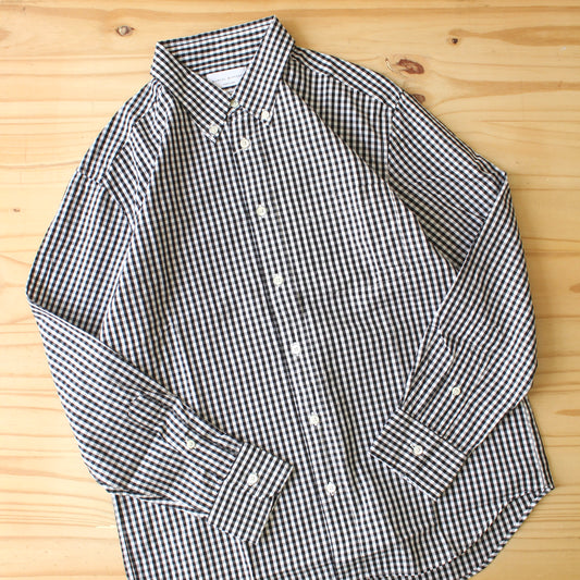 MANUAL ALPHABET -
 GINGHAM SHIRT