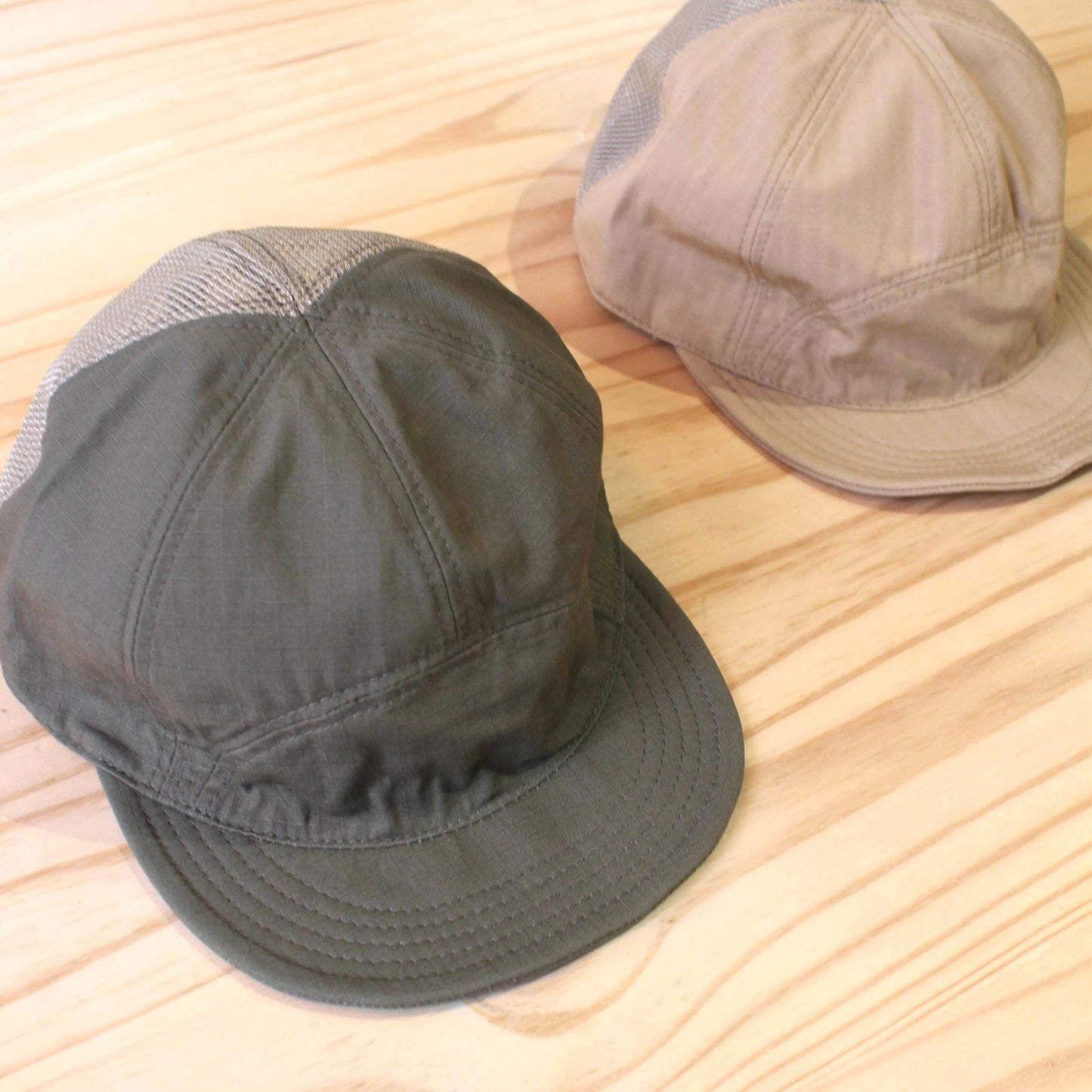 HIGHER - 
RIP STOP 7PANEL MESH CAP