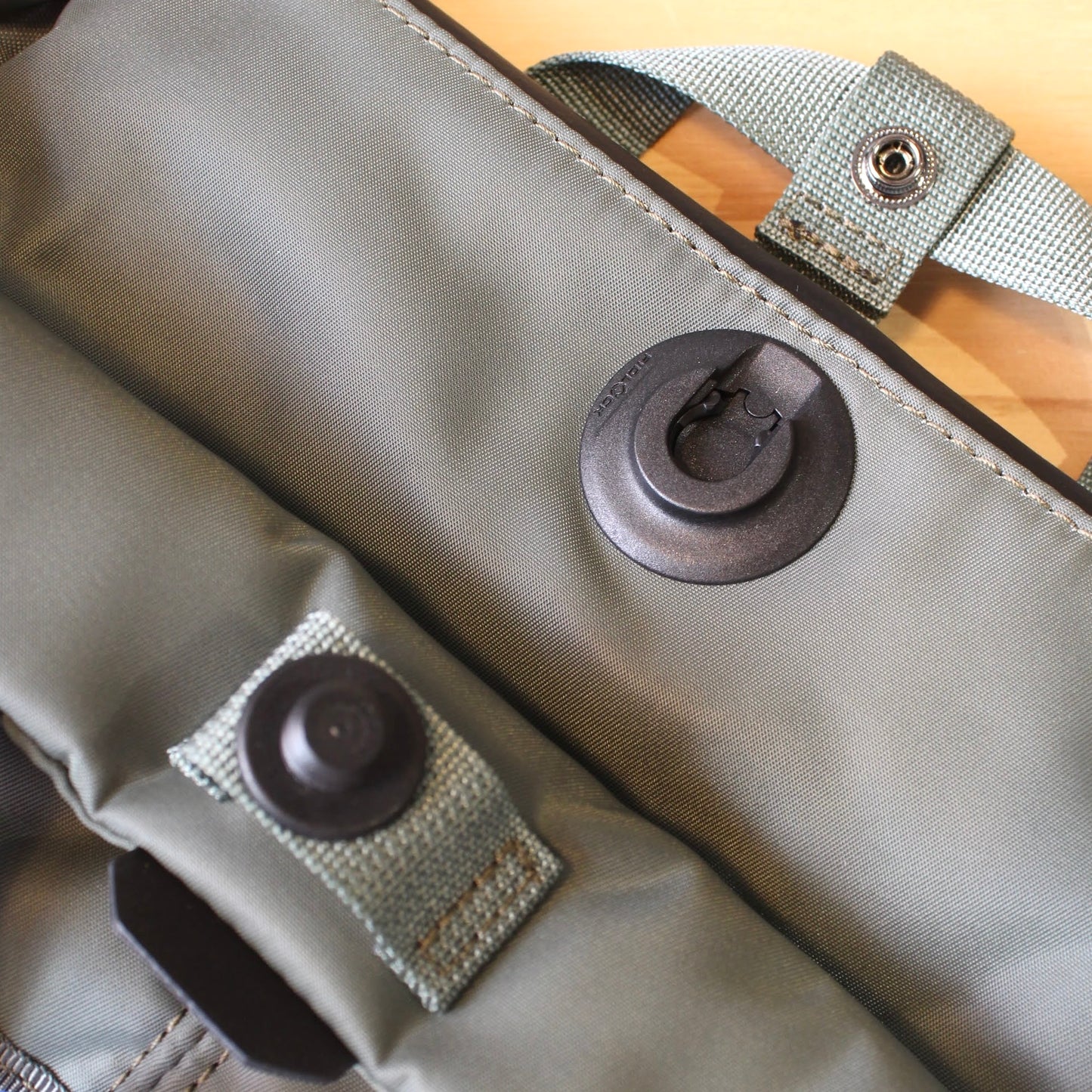 HARVEST LABEL - 
WINGMAN SHOULDER SACHOCHE BAG