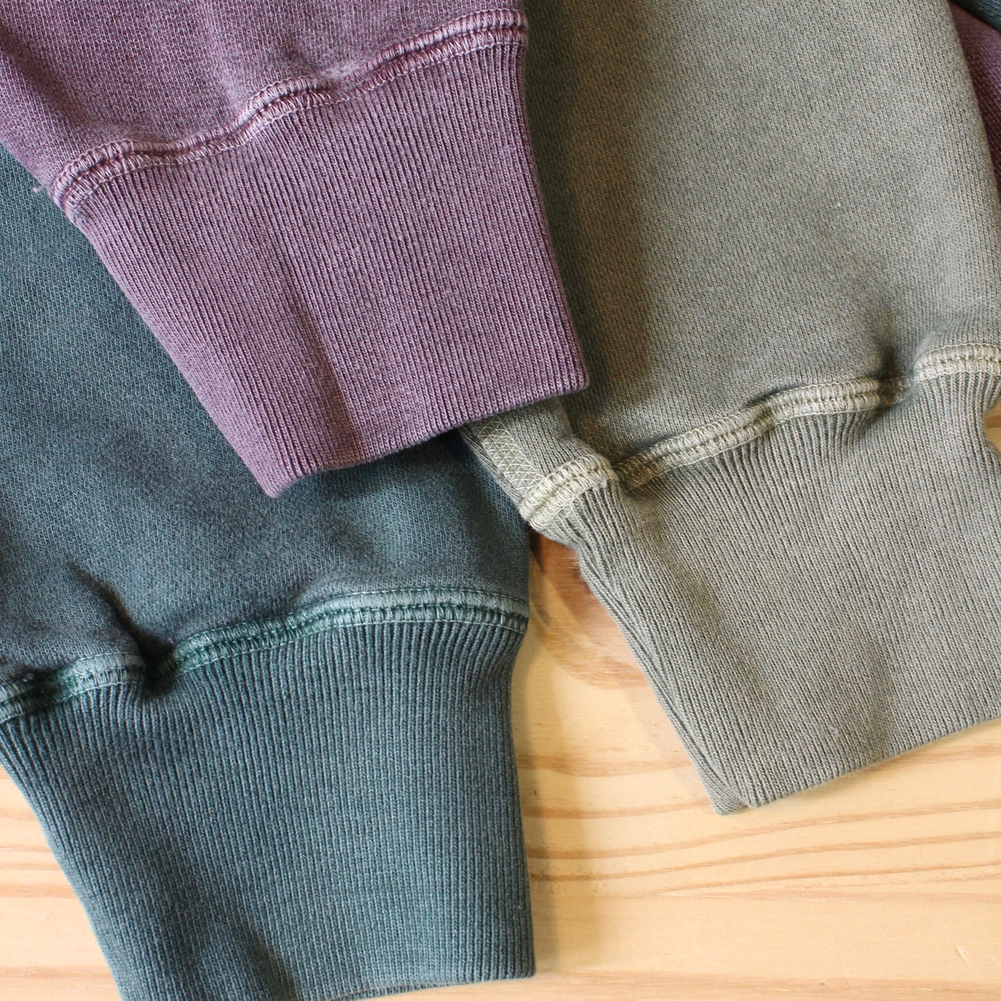 REDWOOD CLASSICS -
HEAVYWEIGHT HALF ZIP POLO SWEATSHIRT(GARMENT WASHED)