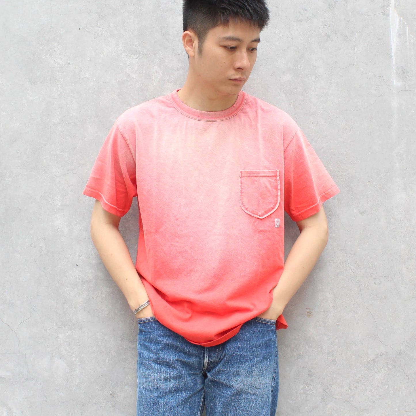 RIDING HIGH TOKYO - 
USA JERSEY SUN FADE POCKET TEE