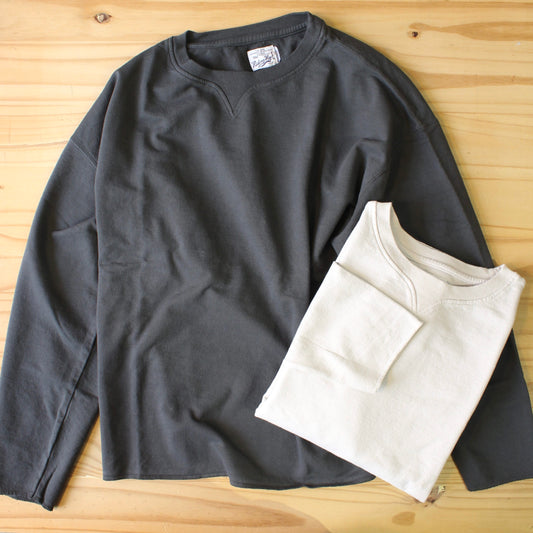 RIDING HIGH TOKYO - 
LIGHTWEIGHT CREW LONG SWEAT