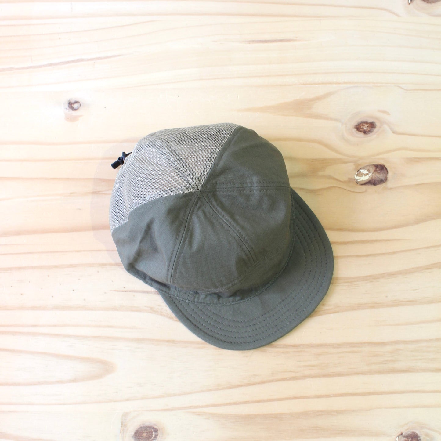 HIGHER - 
RIP STOP 7PANEL MESH CAP