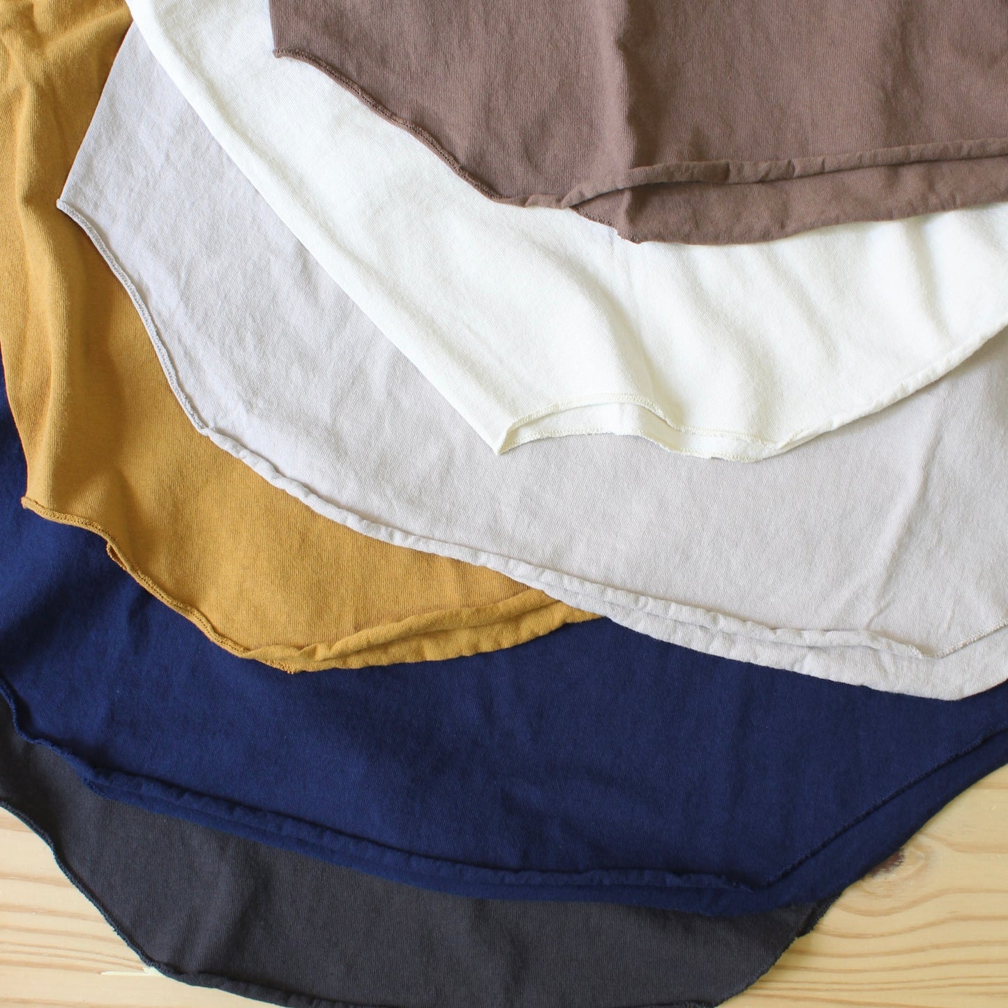 Walla Walla Sport - 
L/S SET IN TEE