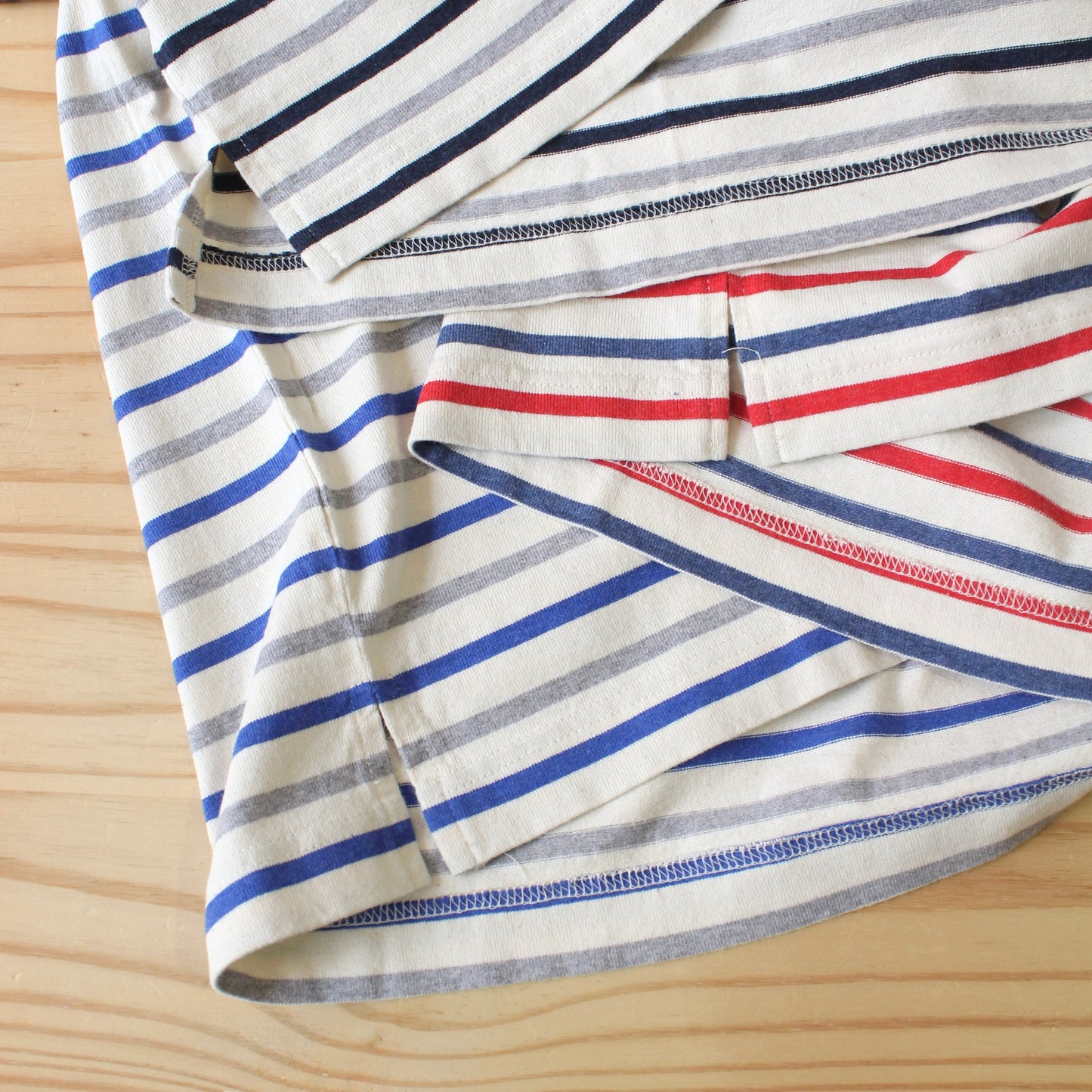 Arvor Maree -
 RELAX BORDER POCKET TEE