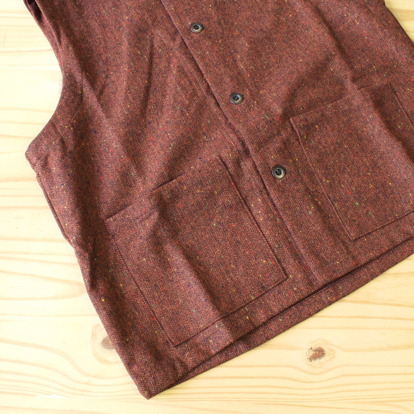 RIDING HIGH - HERRINGBONE THE TOWN VEST