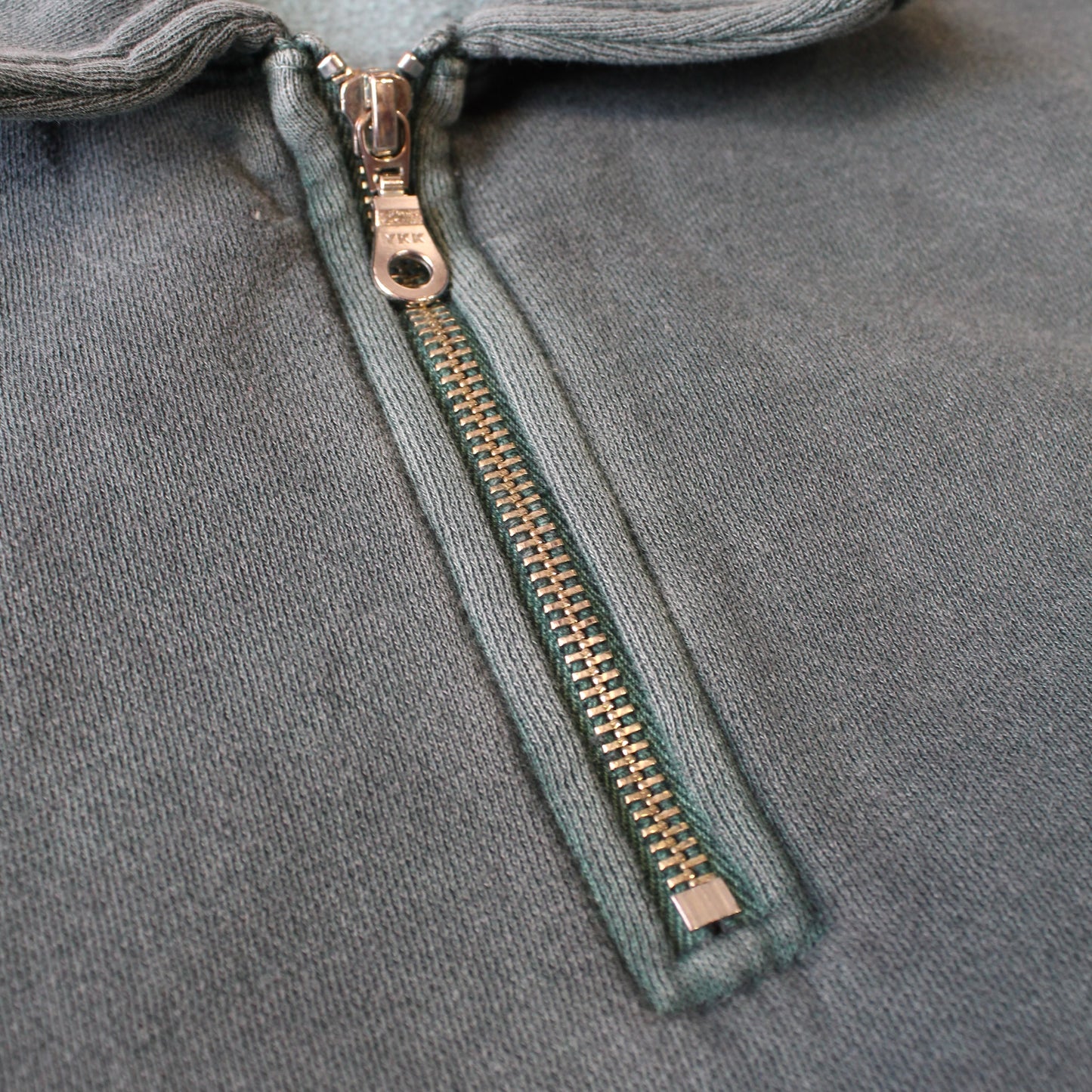 REDWOOD CLASSICS -
HEAVYWEIGHT HALF ZIP POLO SWEATSHIRT(GARMENT WASHED)