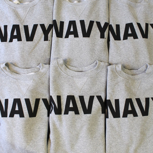 MILITARY DEADSTOCK COLLECTION -
U.S NAVY SWEATSHIRT