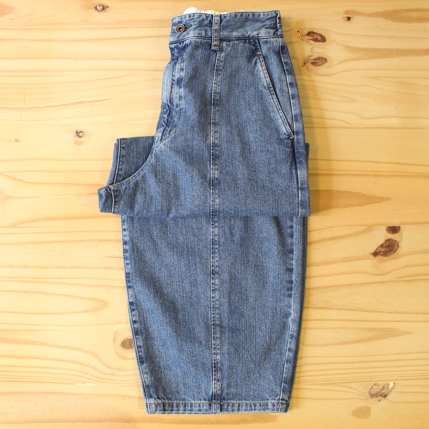 DMG -
 ALMOND VOLUME DENIM PANTS