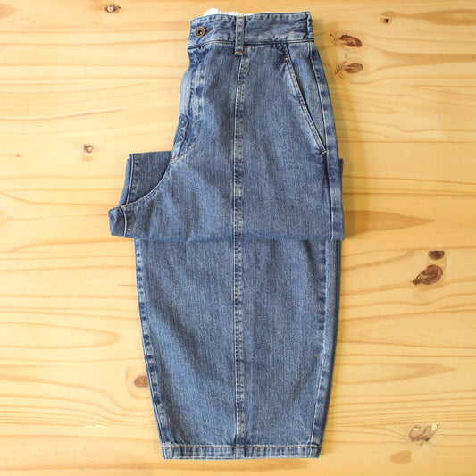 DMG -
 ALMOND VOLUME DENIM PANTS