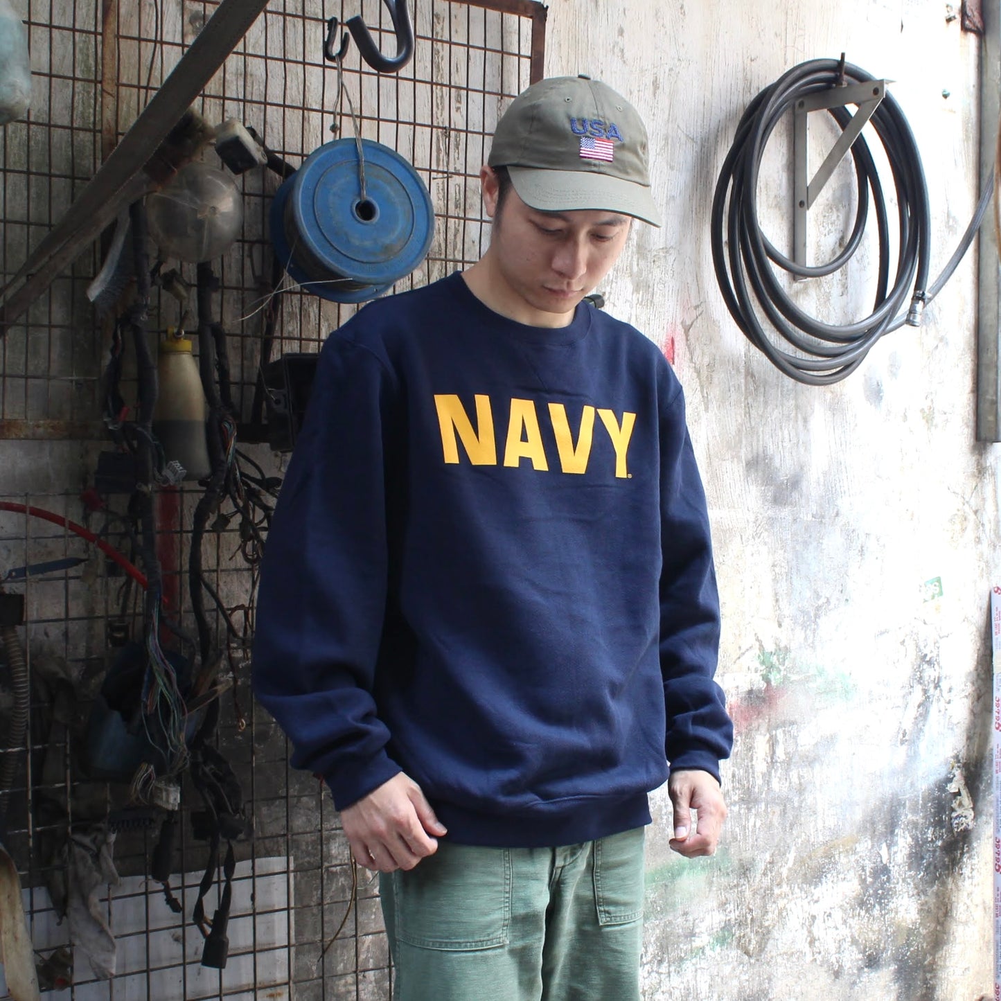 MILITARY DEADSTOCK COLLECTION - 
U.S NAVY SWEATSHIRT