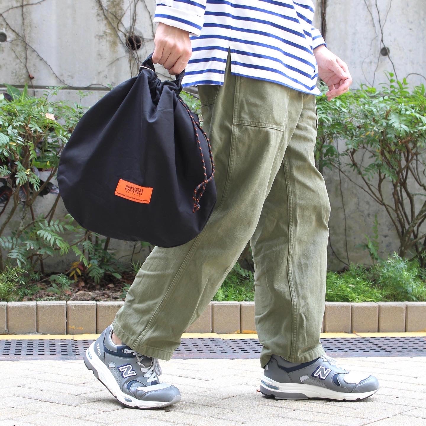UNIVERSAL OVERALL JAPAN -
 Gabardine 2Way Pouch L