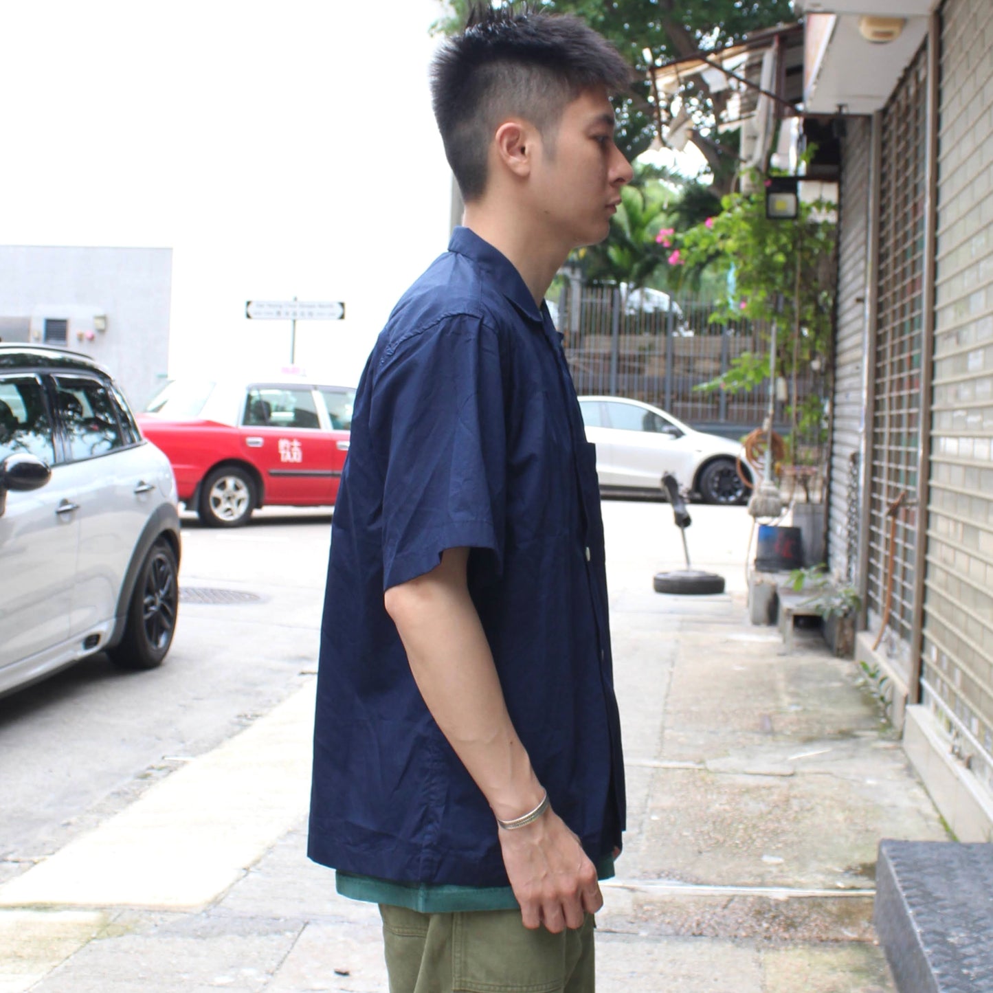 AHE HEE - S/S OPEN COLLAR NAVY SHIRT