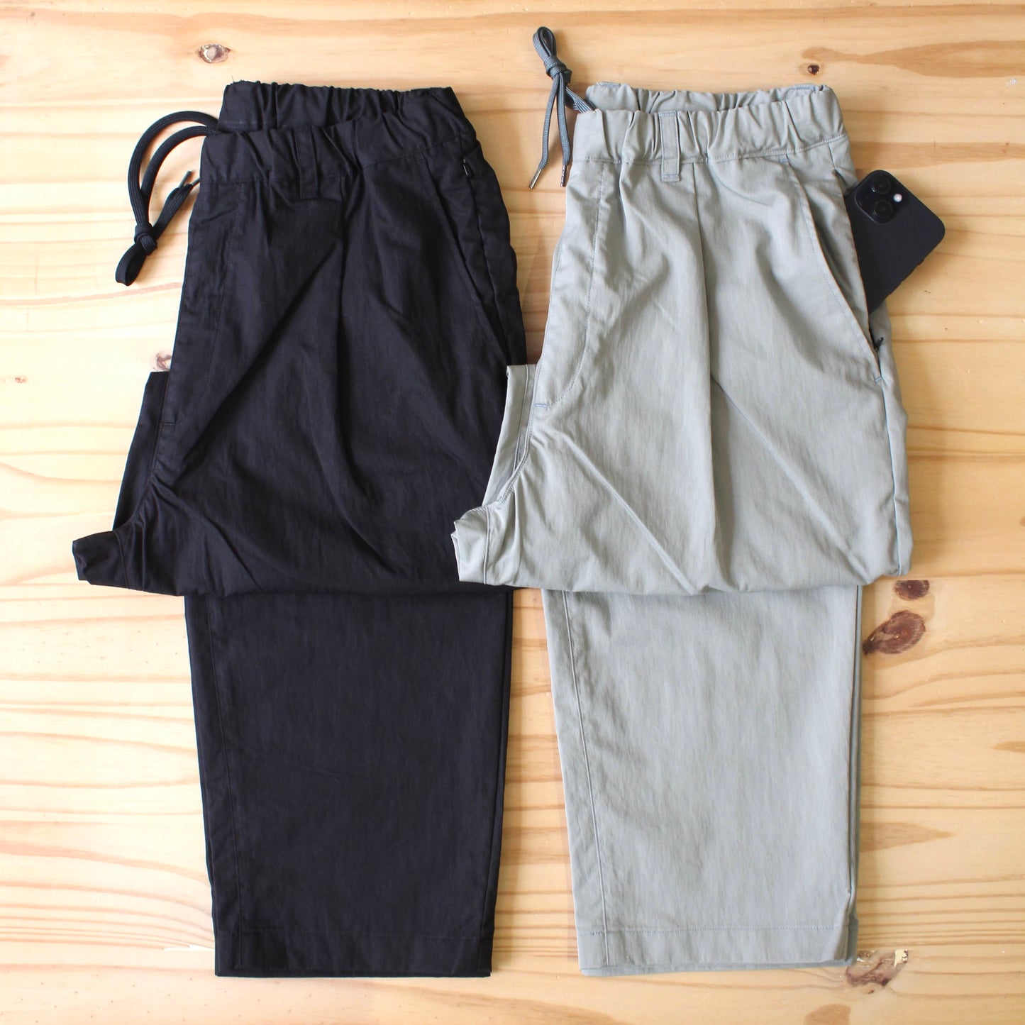 MANUAL ALPHABET - 
COTTON NYLON WEATHER PANTS