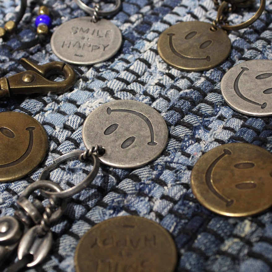 Atease - SMILE KEY HOLDER