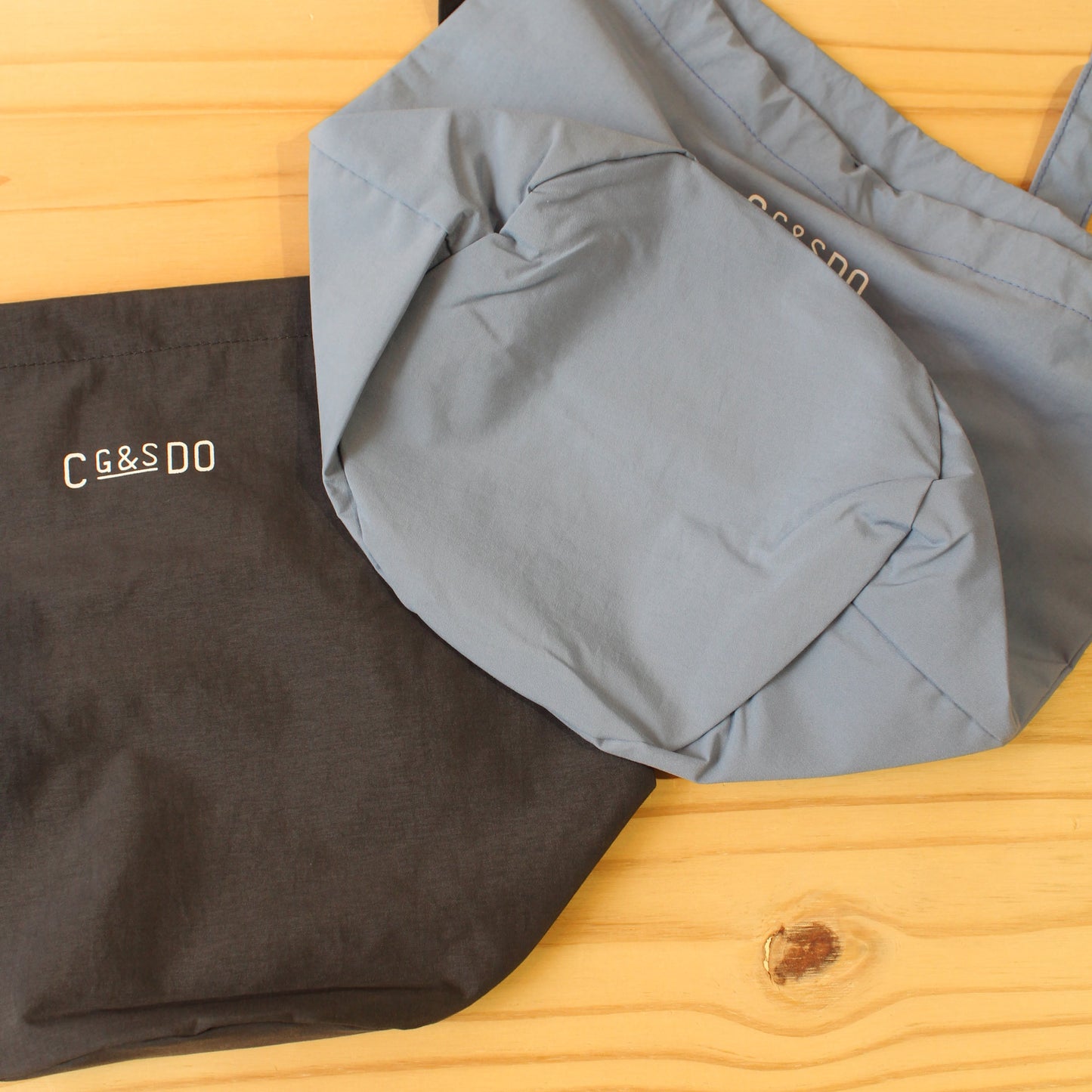 CLASKA Gallery & Shop "DO"- 巾着 Nylon Drawstring Shoulder Bag