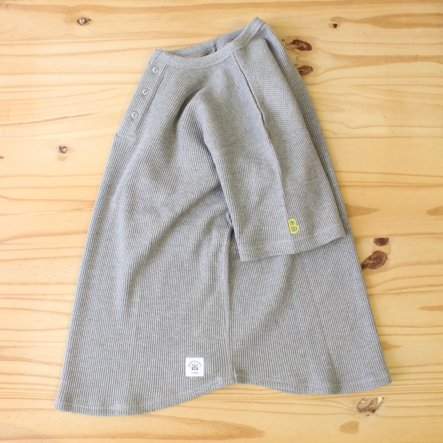 Branchworks - WAFFLE HENLEY NECK TEE