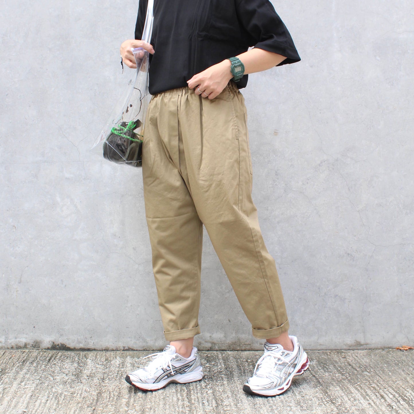 TRAVAIL MANUEL - COMPACT CHINO SADDLE PANTS
