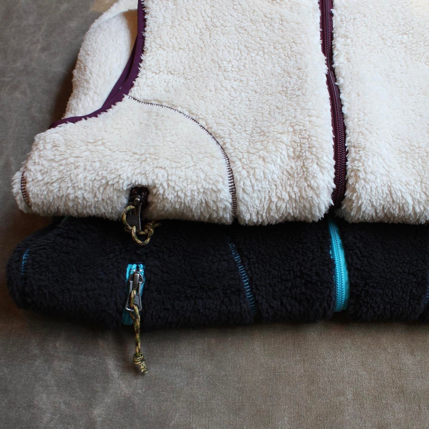 COOCHUCAMP - HAPPY FLEECE VEST II .