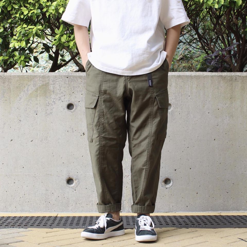 WILD THINGS JAPAN - BACK SATIN FIELD CARGO PANTS