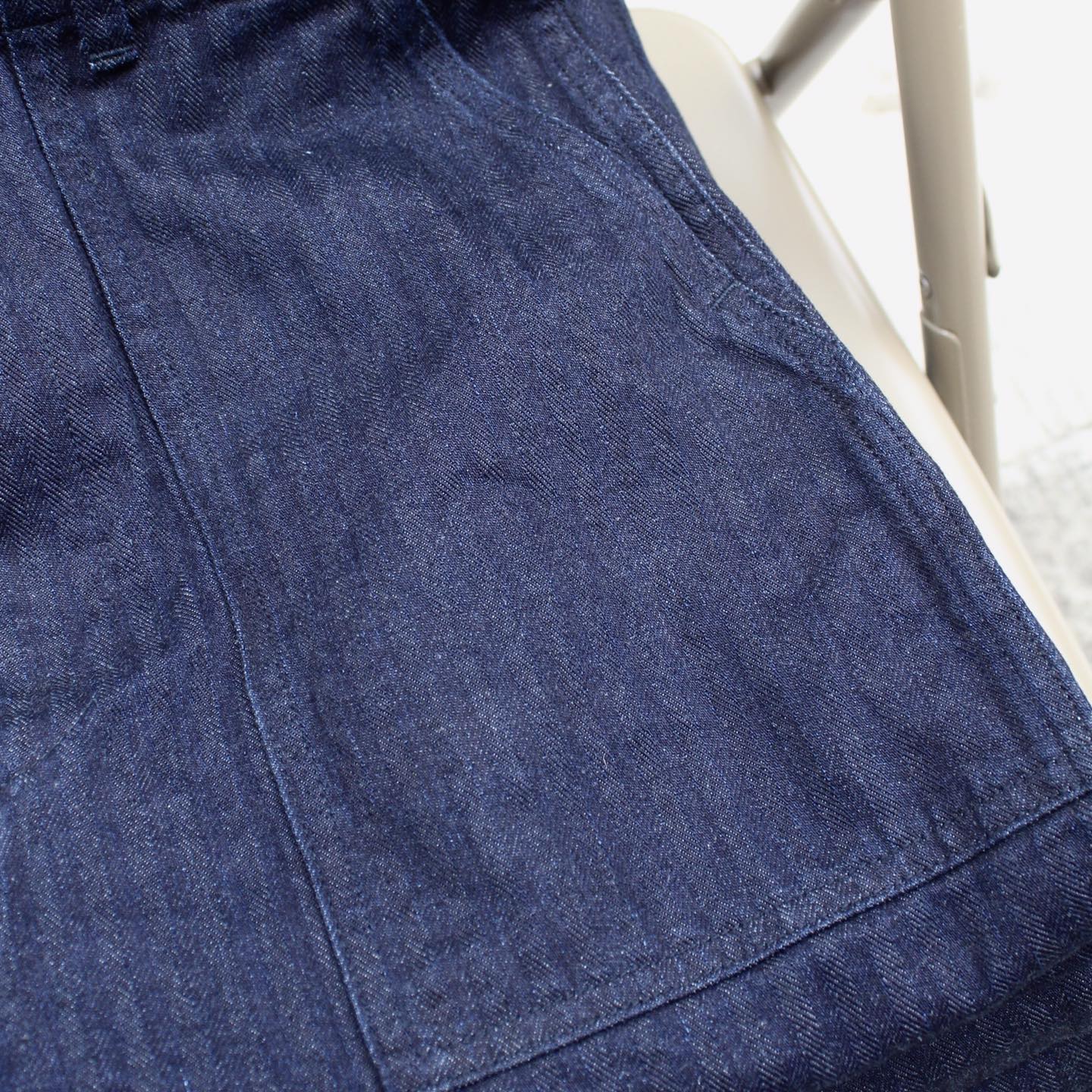 Ordinary Fits - HERRINGBONE INDIGO BAKER PANTS