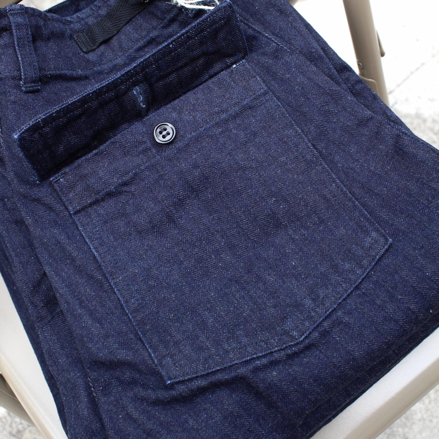 Ordinary Fits - HERRINGBONE INDIGO BAKER PANTS