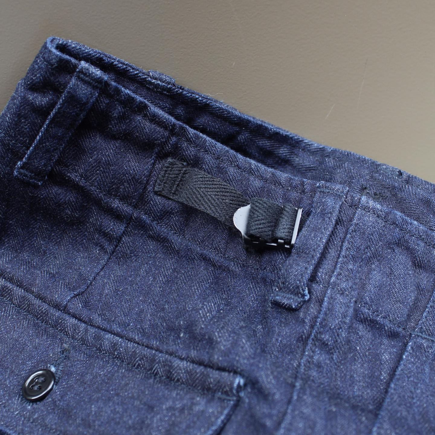 Ordinary Fits - HERRINGBONE INDIGO BAKER PANTS