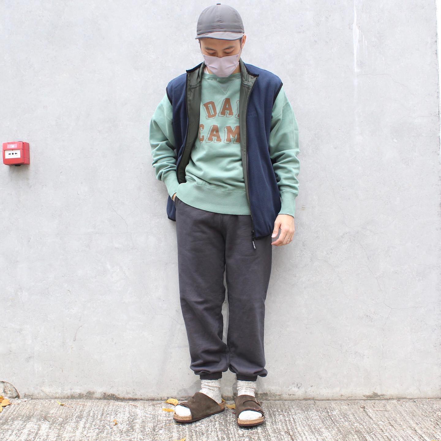 RIDING HIGH - DUSTY COLOR CREW SWEAT DAY CAMP