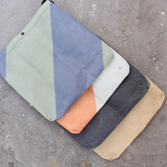 和紙Pa Pack by Kiruna - Pa Pack Shoulder Bag(Navy/Olive)