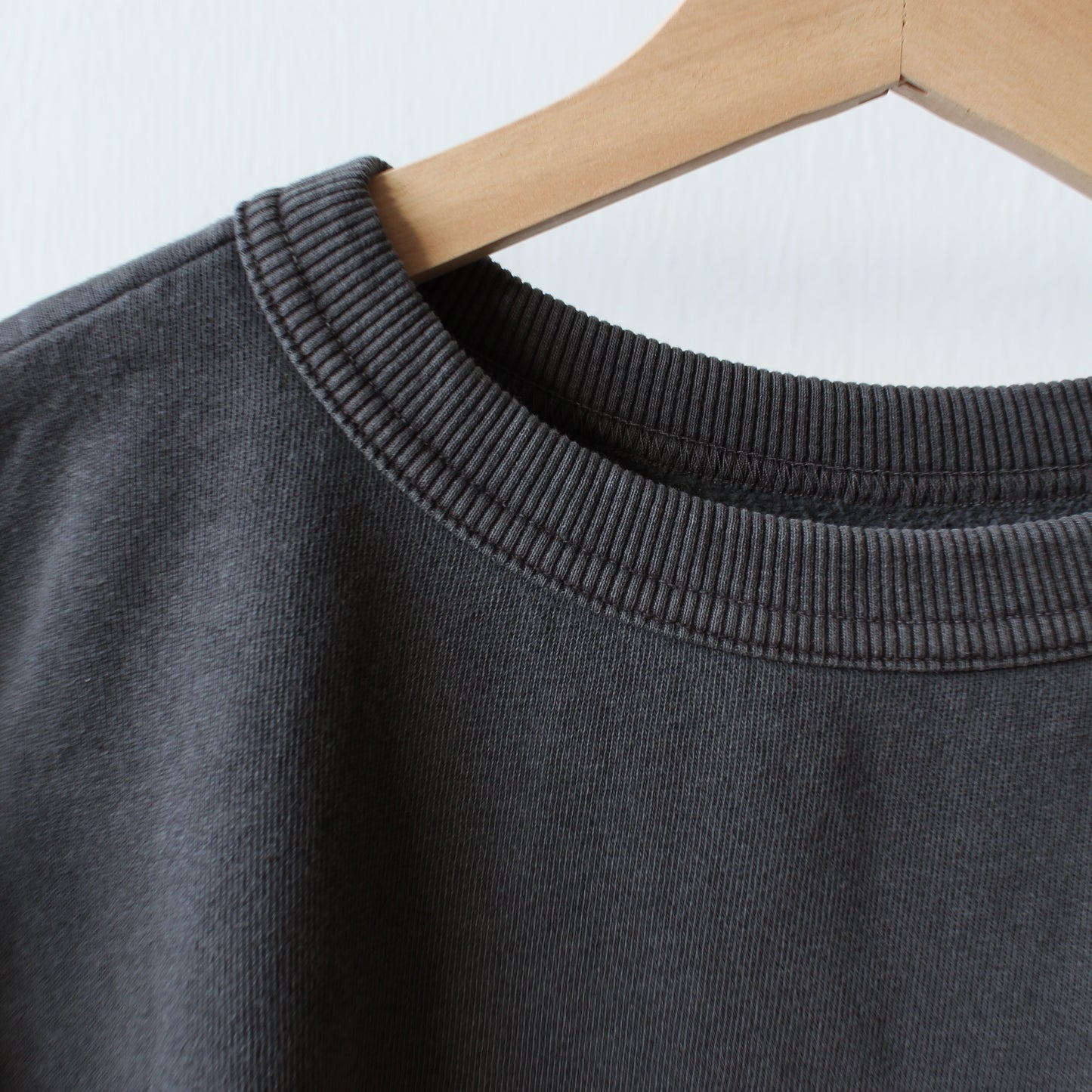 MIXTA - TIGER SWEATSHIRT VINTAGE BLACK