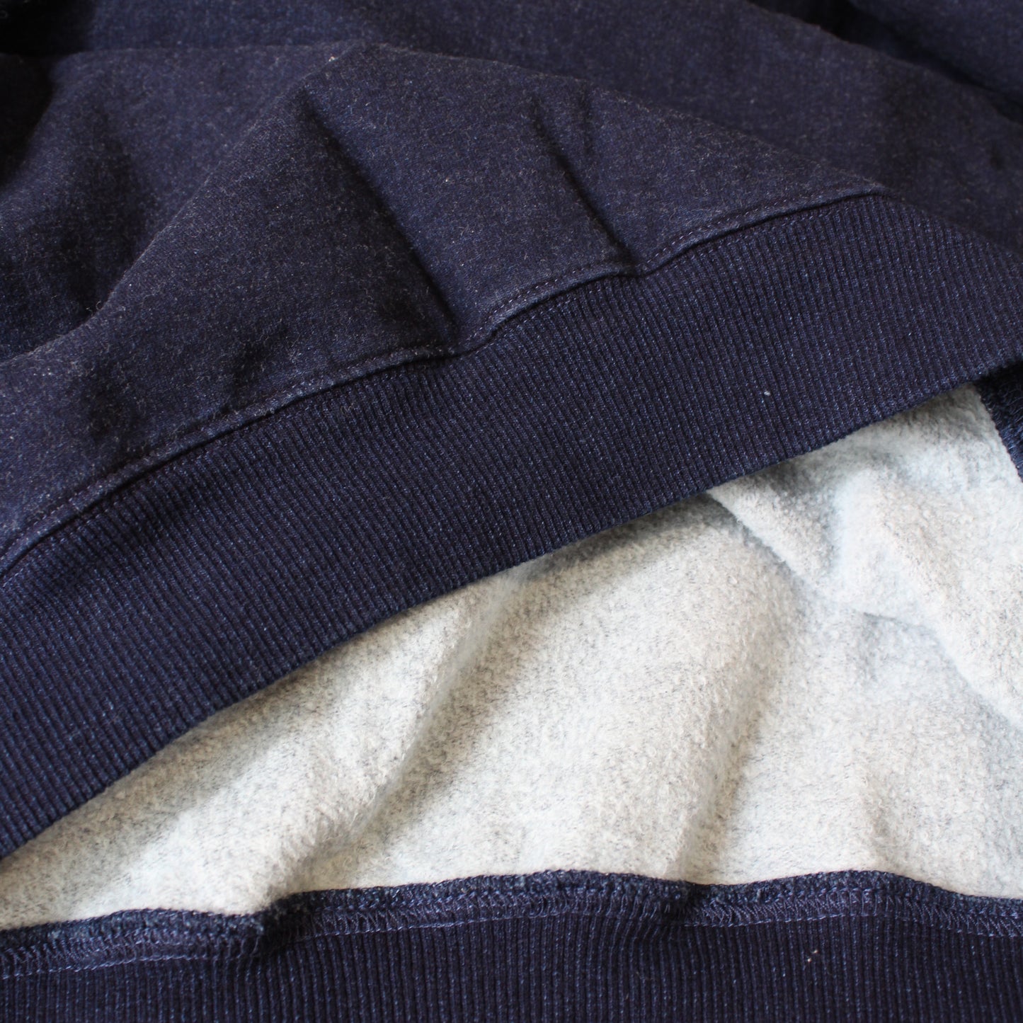 TYCA - INDIGO SWEAT STONE WASHED