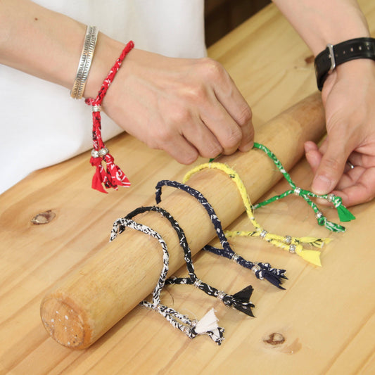 ATEASE - BANDANA BRACELET