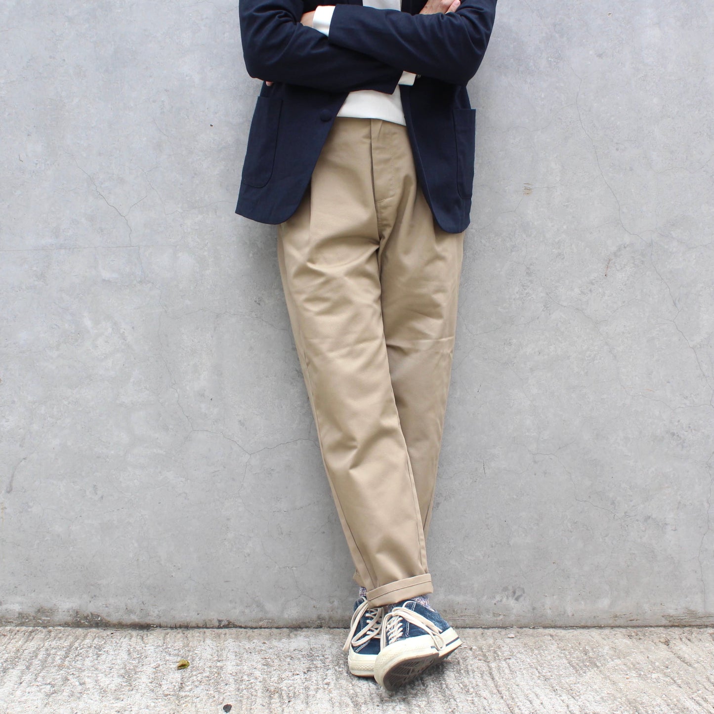 UNIVERSAL OVERALL Japanese version-CLASSIC COLLECTION TUCK TAPERED PANTS
